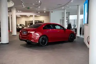 Mercedes-Benz A 180, 1.3, 100 kW, hübriid, automaat, esivedu