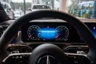 Mercedes-Benz A 180, 1.3, 100 kW, hübriid, automaat, esivedu