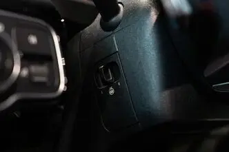Mercedes-Benz A 180, 1.3, 100 kW, hübriid, automaat, esivedu