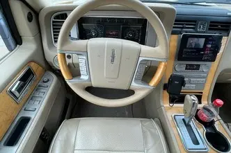 Lincoln Navigator, 5.4, 224 kW, бензин, автомат, полный привод