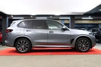 BMW X5, 3.0, 210 kW, hübriid, automaat, nelikvedu