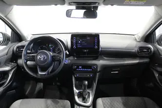Toyota Yaris, 1.5, 68 kW, гибрид, автомат, передний привод