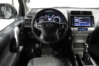Toyota Land Cruiser, 2.8, 150 kW, diesel, automatic, four-wheel drive