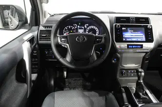 Toyota Land Cruiser, 2.8, 130 kW, diesel, automatic, four-wheel drive