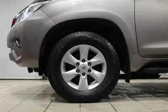 Toyota Land Cruiser, 2.8, 130 kW, diesel, automatic, four-wheel drive