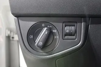 Volkswagen Taigo, 1.0, 70 kW, bensiin, manuaal, esivedu