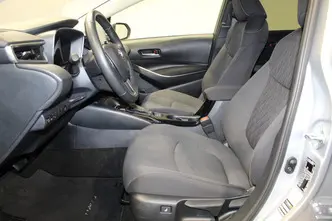Toyota Corolla, 1.5, 92 kW, бензин, автомат, передний привод