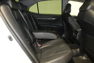 Toyota Camry, 2.5, 131 kW, гибрид, автомат, передний привод