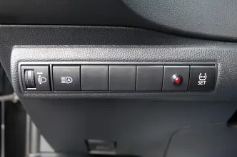 Toyota Corolla, 1.5, 92 kW, бензин, автомат, передний привод