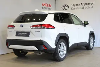 Toyota Corolla Cross, 2.0, 112 kW, гибрид, автомат, передний привод