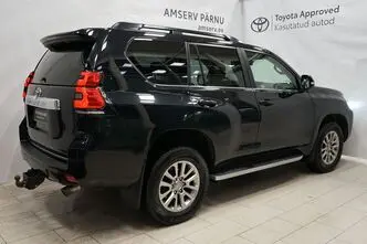 Toyota Land Cruiser, 2.8, 150 kW, дизель, автомат, полный привод