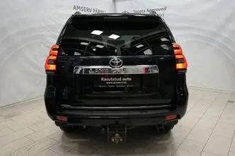 Toyota Land Cruiser, 2.8, 150 kW, дизель, автомат, полный привод