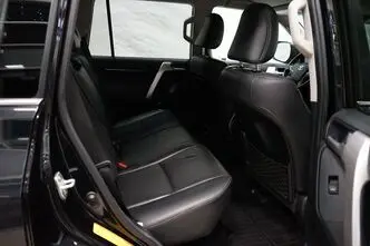 Toyota Land Cruiser, 2.8, 150 kW, дизель, автомат, полный привод