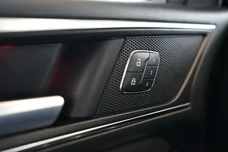 Ford S-Max, 2.0, 110 kW, дизель, автомат, передний привод