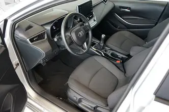 Toyota Corolla, 1.5, 92 kW, bensiin, manuaal, esivedu