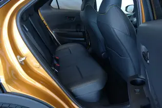Toyota C-HR, 2.0, 112 kW, hübriid, automaat, nelikvedu