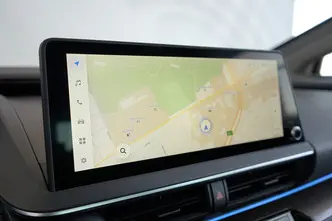 Toyota Prius, 2.0, 111 kW, подключаемый гибрид, автомат, передний привод