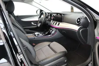 Mercedes-Benz E 220, 2.0, 143 kW, diesel, automatic, four-wheel drive