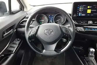 Toyota C-HR, 1.8, 72 kW, гибрид, автомат, передний привод