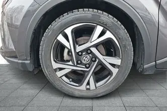 Toyota C-HR, 1.8, 72 kW, гибрид, автомат, передний привод
