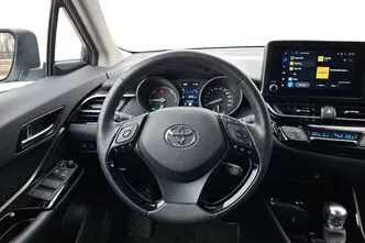 Toyota C-HR, 1.8, 72 kW, гибрид, автомат, передний привод
