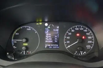 Toyota Yaris, 1.5, 68 kW, гибрид, автомат, передний привод