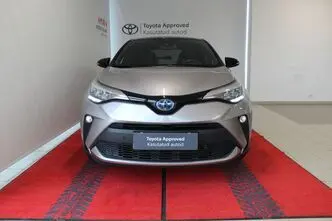 Toyota C-HR, 1.8, 72 kW, гибрид, автомат, передний привод