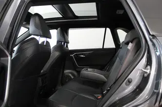 Toyota RAV4, 2.5, 136 kW, подключаемый гибрид, автомат, полный привод