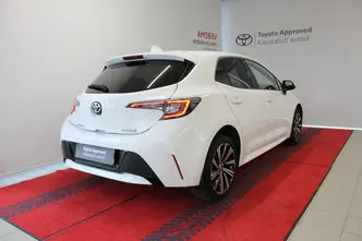 Toyota Corolla, 1.8, 72 kW, гибрид, автомат, передний привод