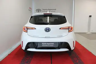 Toyota Corolla, 1.8, 72 kW, гибрид, автомат, передний привод