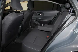 Toyota Prius, 2.0, 111 kW, подключаемый гибрид, автомат, передний привод