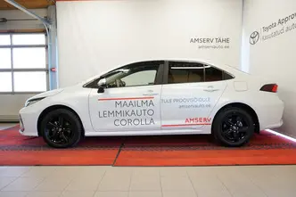Toyota Corolla, 1.8, 72 kW, hybrid, automatic, front-wheel drive