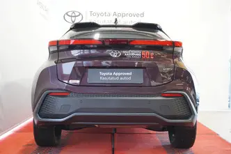 Toyota C-HR, 1.8, 72 kW, hübriid, automaat, esivedu