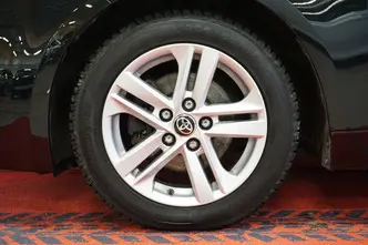 Toyota Corolla, 1.2, 85 kW, bensiin, manuaal, esivedu