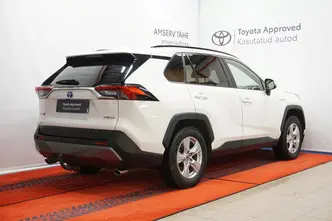 Toyota RAV4, 2.5, 131 kW, hybrid, automatic, front-wheel drive