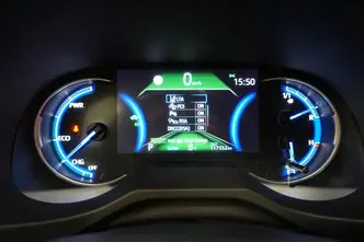 Toyota RAV4, 2.5, 131 kW, hybrid, automatic, front-wheel drive