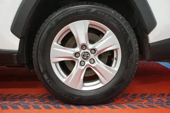 Toyota RAV4, 2.5, 131 kW, hybrid, automatic, front-wheel drive