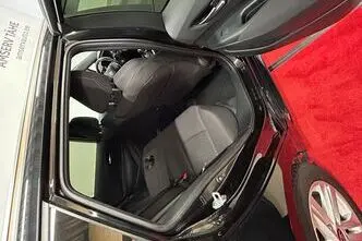 Toyota Corolla, 1.2, 85 kW, бензин, автомат, передний привод