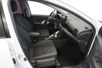 Toyota Yaris, 1.5, 68 kW, hübriid, automaat, esivedu