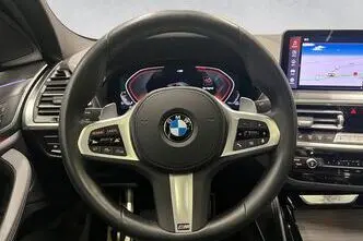 BMW X4, 135 kW, hybrid, automatic, four-wheel drive