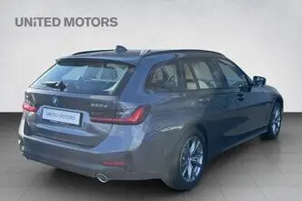 BMW 330, 215 kW, бензин, автомат, полный привод