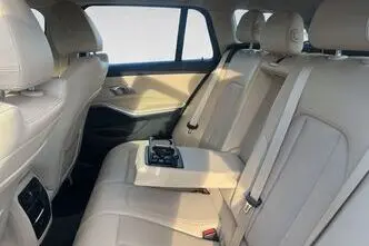 BMW 330, 215 kW, бензин, автомат, полный привод