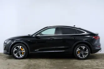Audi e-tron, 158 kW, electric, automatic, four-wheel drive
