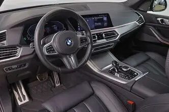 BMW X5, 3.0, 210 kW, petrol, automatic, four-wheel drive