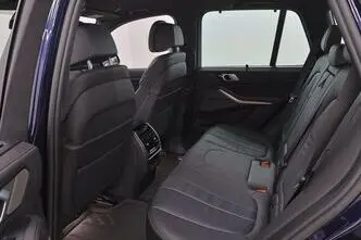 BMW X5, 3.0, 210 kW, petrol, automatic, four-wheel drive