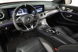 Mercedes-Benz E 63 AMG, 4.0, 450 kW, petrol, automatic, four-wheel drive