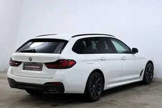 BMW 530, 3.0, 210 kW, гибрид, автомат, полный привод