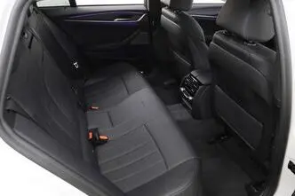 BMW 530, 3.0, 210 kW, гибрид, автомат, полный привод