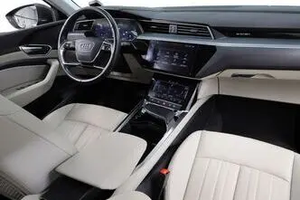 Audi e-tron, 158 kW, electric, automatic, four-wheel drive