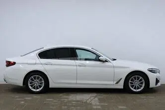 BMW 520, 2.0, 135 kW, hybrid, automatic, rear-wheel drive